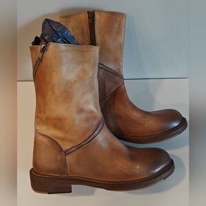Vintage Foundry Co. Women's Regine Boot size US 8